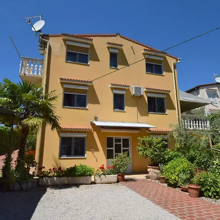 Appartamento Jelica 2 By Interhome Njivice